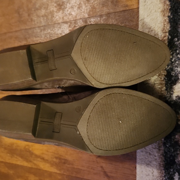 NWOT ankle boots - Picture 4 of 6